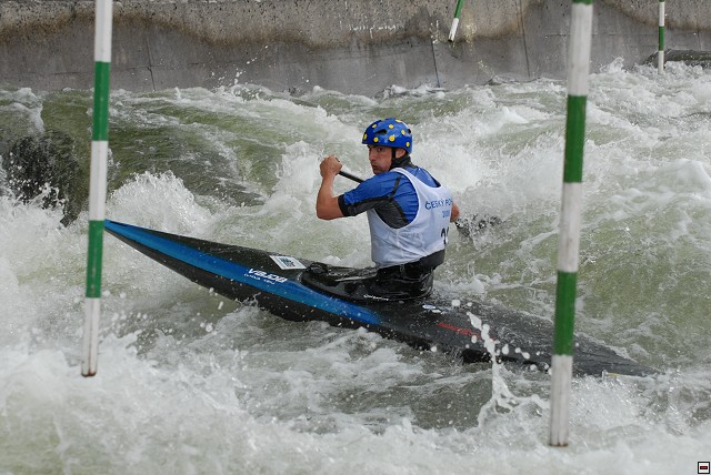 img00127.jpg